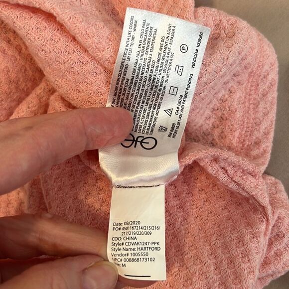 Vintage America szM 3/4 sleeve thermal hem is round in front square in back GUC - Picture 5 of 9